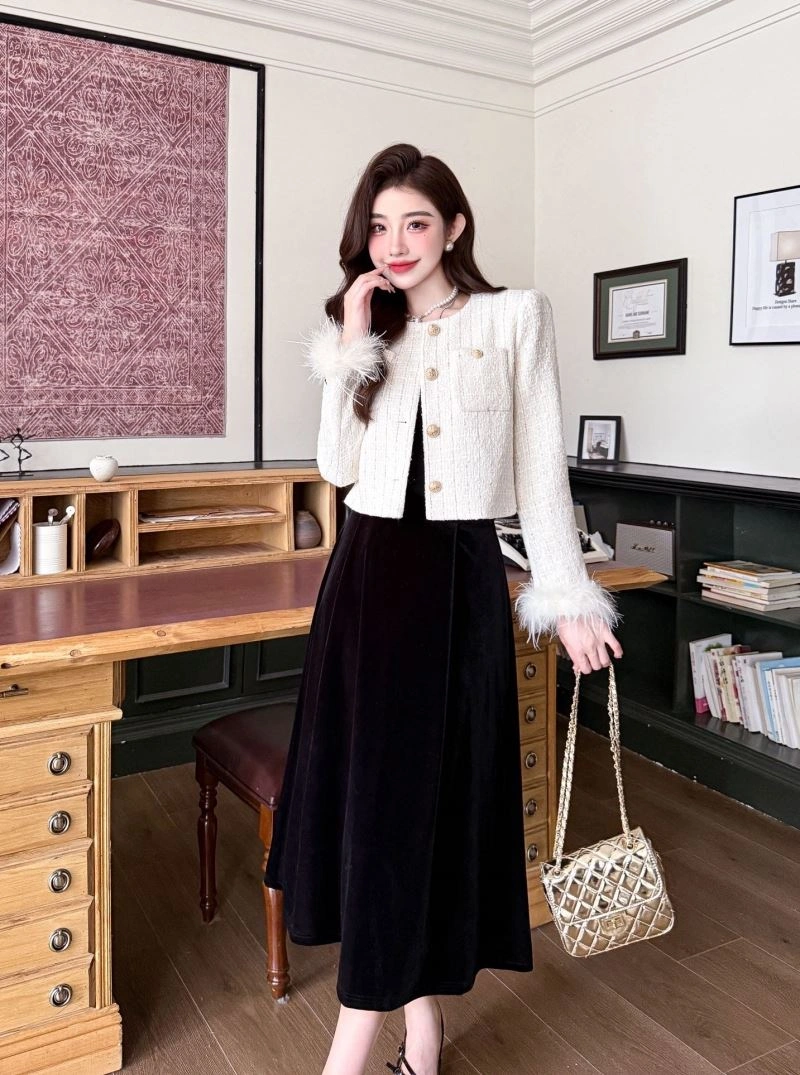 Chanel Dress Suits Versatile 111442