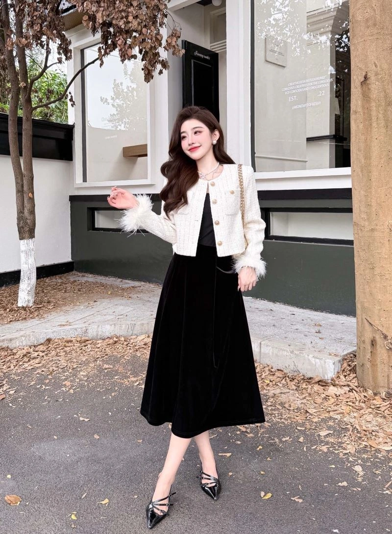 Chanel Dress Suits Versatile 111442