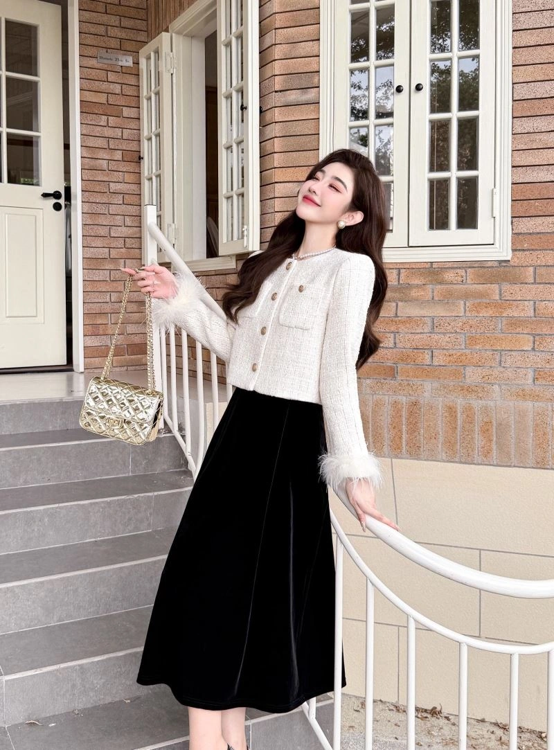 Chanel Dress Suits Versatile 111442