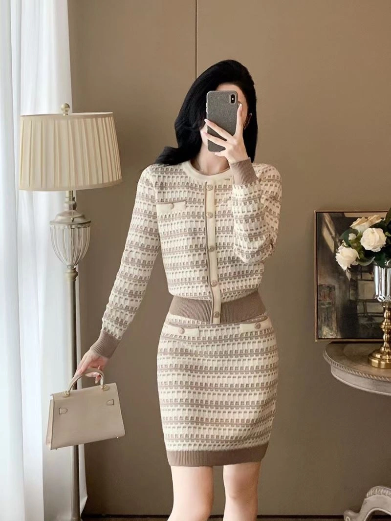 Breathable Chanel Dress Suits 111426