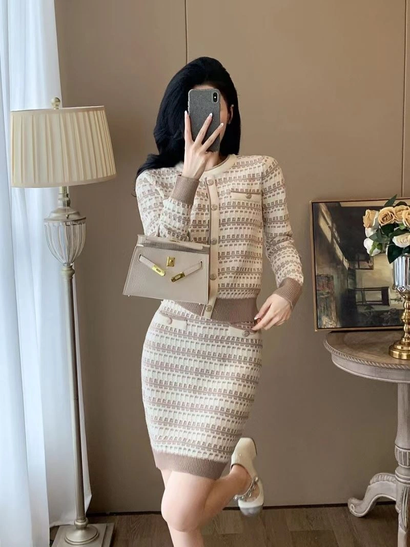 Breathable Chanel Dress Suits 111426