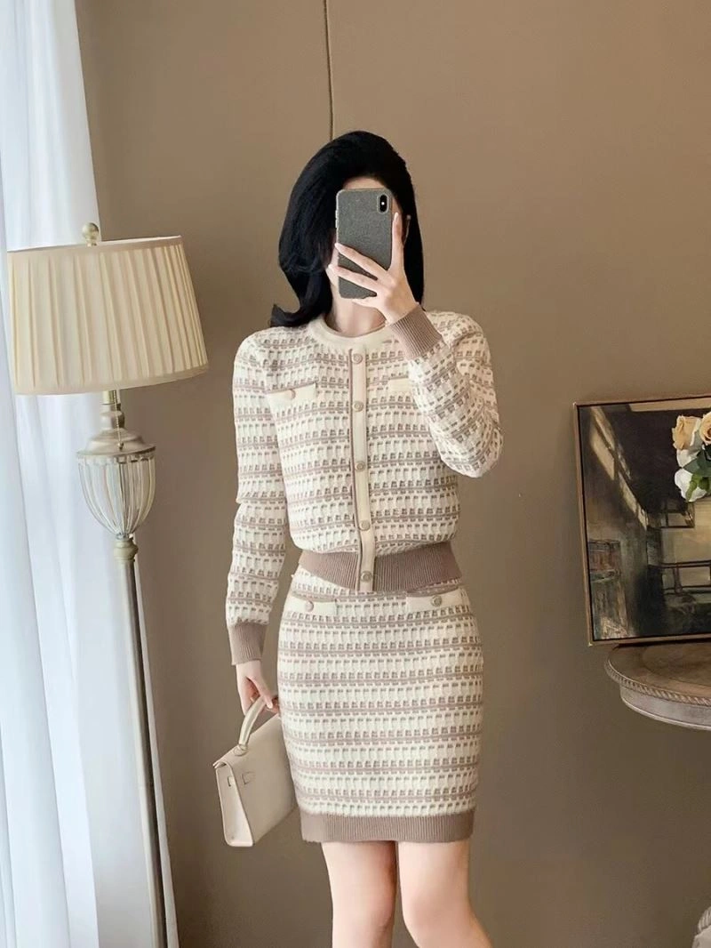 Breathable Chanel Dress Suits 111426
