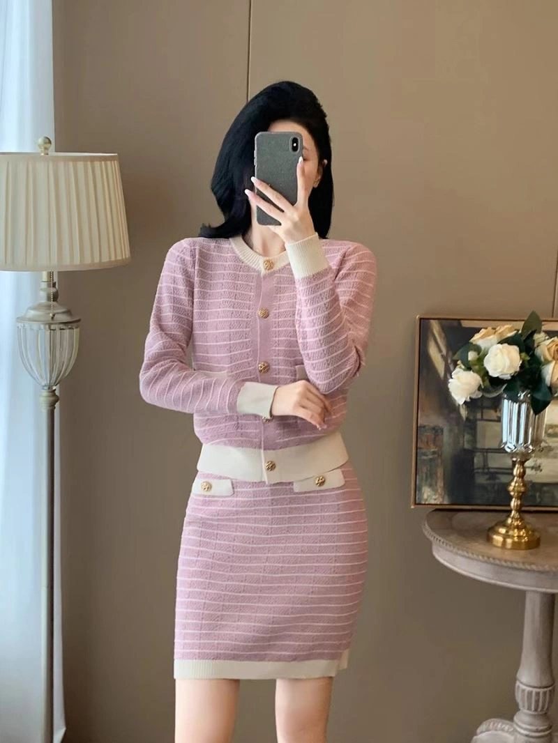 Breathable Chanel Dress Suits 111417