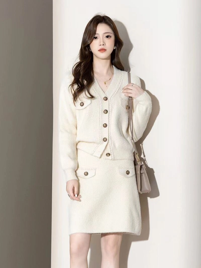 Chanel Dress Suits ZeroBulk 111420