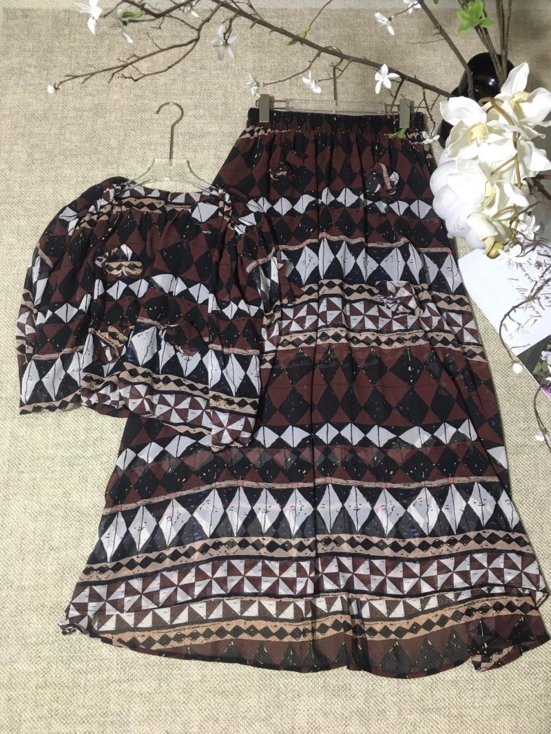 Stylish Chanel Dress Suits 109028