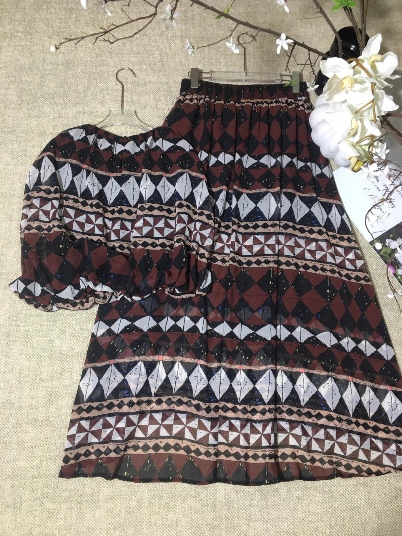 Stylish Chanel Dress Suits 109028