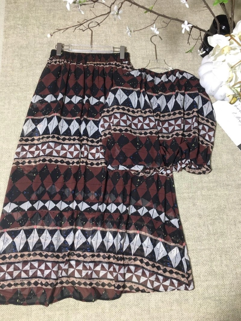 Stylish Chanel Dress Suits 109028