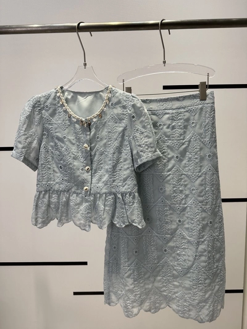 Chanel Dress Suits Lightweight 109030
