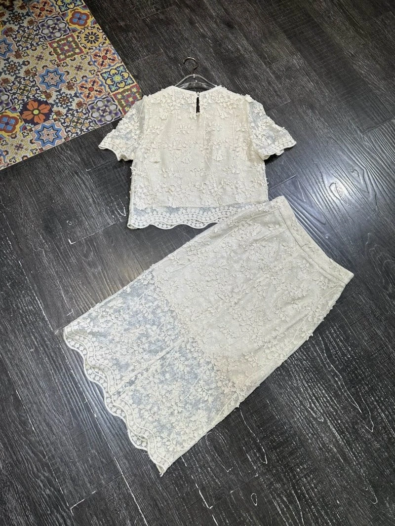 Affordable Chanel Dress Suits 109010