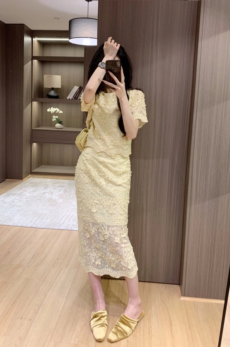 Chanel Dress Suits ZipUp 109006