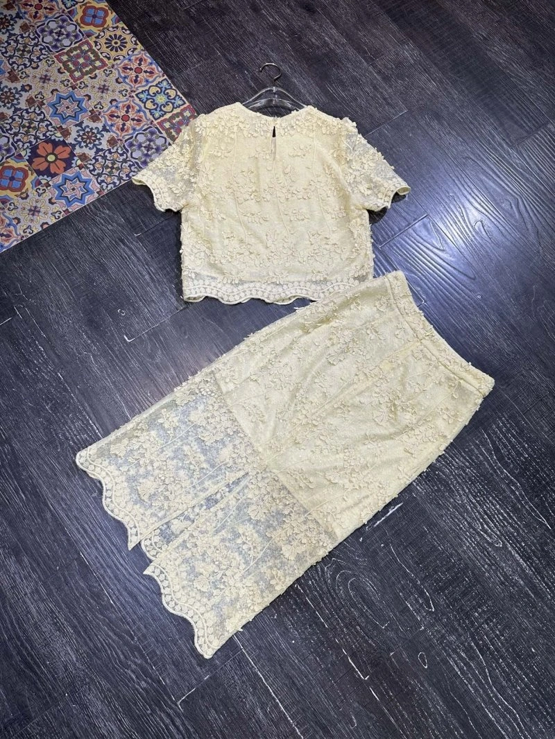 Chanel Dress Suits ZipUp 109006