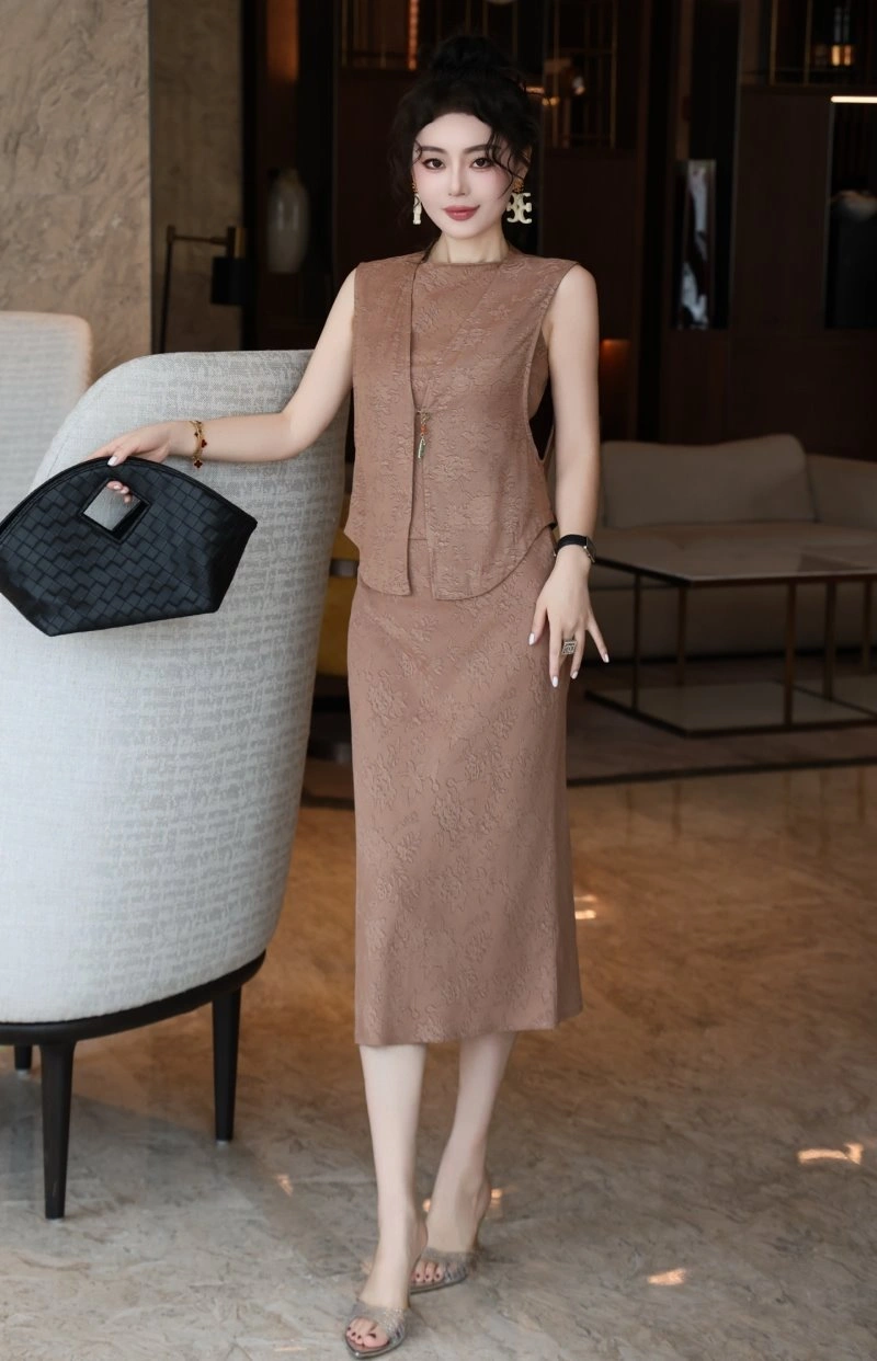 Chanel Dress Suits Flexible 109018