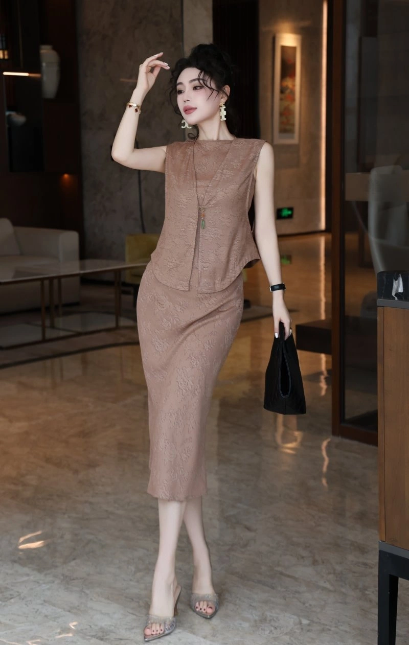 Chanel Dress Suits Flexible 109018