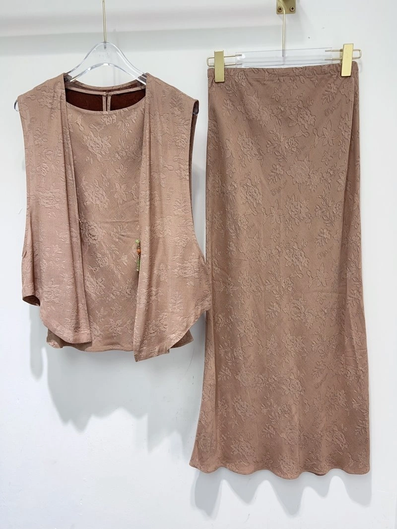 Chanel Dress Suits Durable 109035