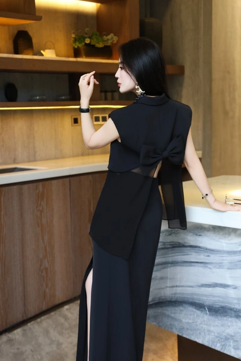 EyeCatching Chanel Dress Suits 109013