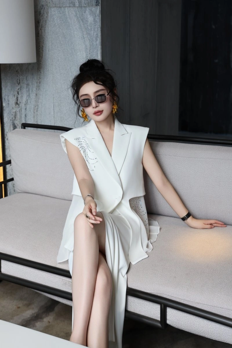 ZeroBulk Chanel Dress Suits 109005