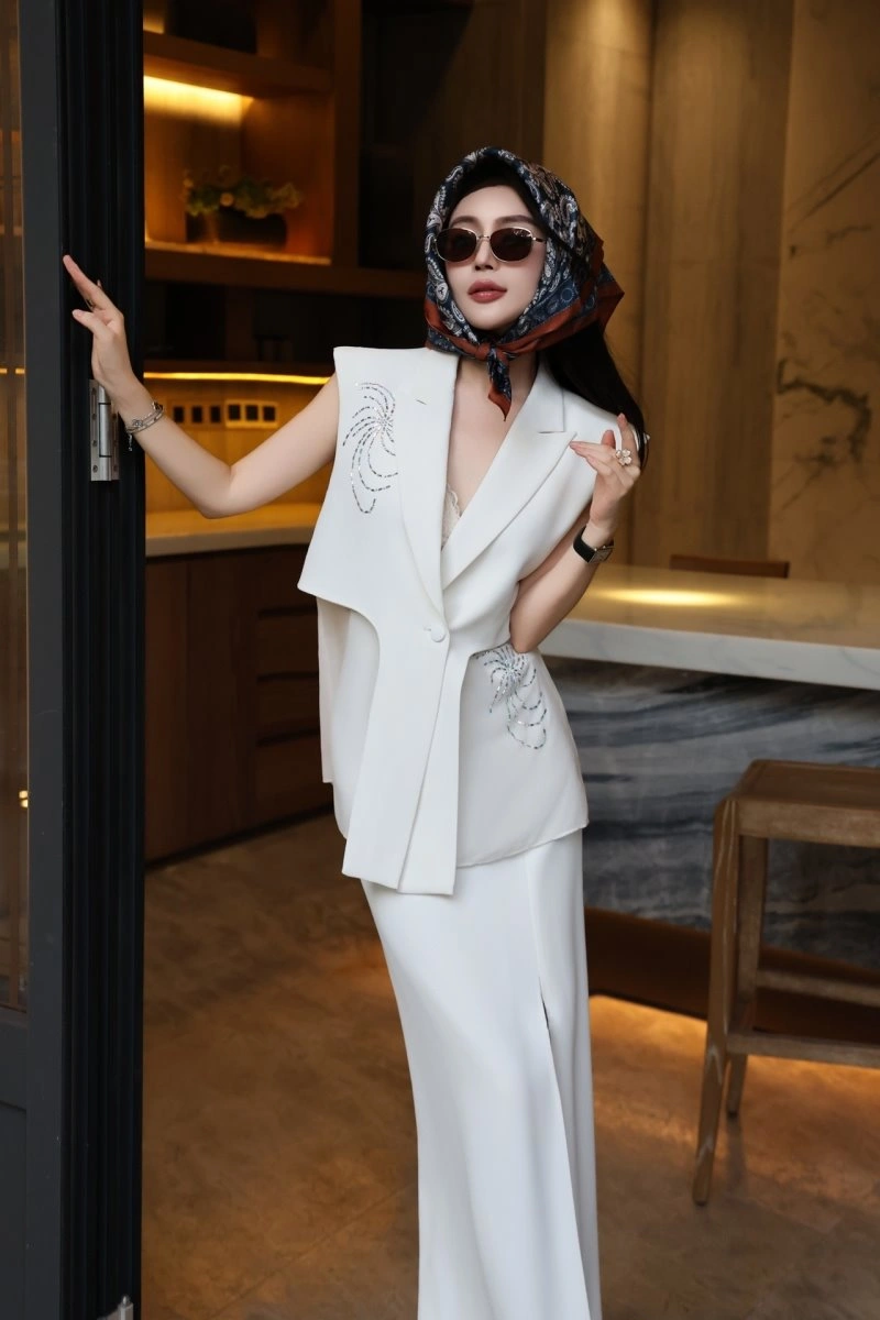 ZeroBulk Chanel Dress Suits 109005