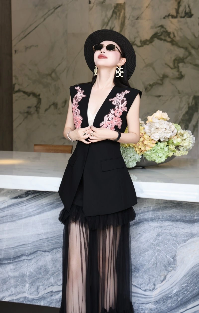 Chanel Dress Suits ZeroBulk 109033