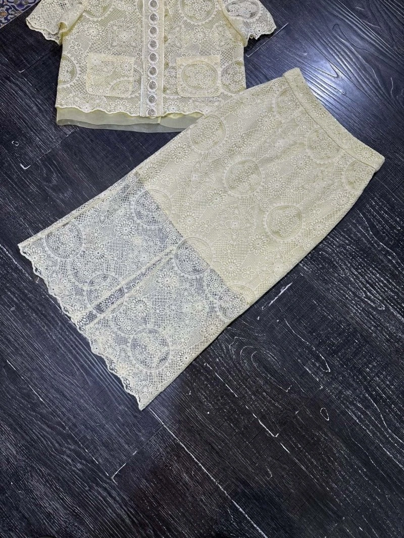 Comfortable Chanel Dress Suits 109016