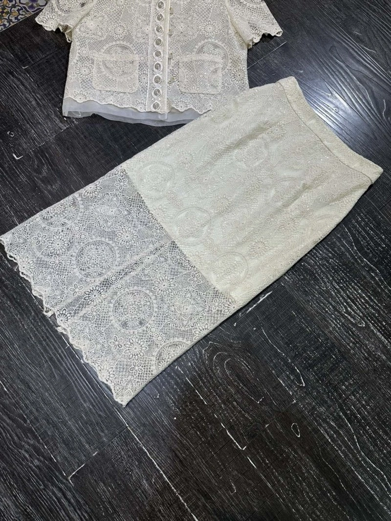 Neat Chanel Dress Suits 109014
