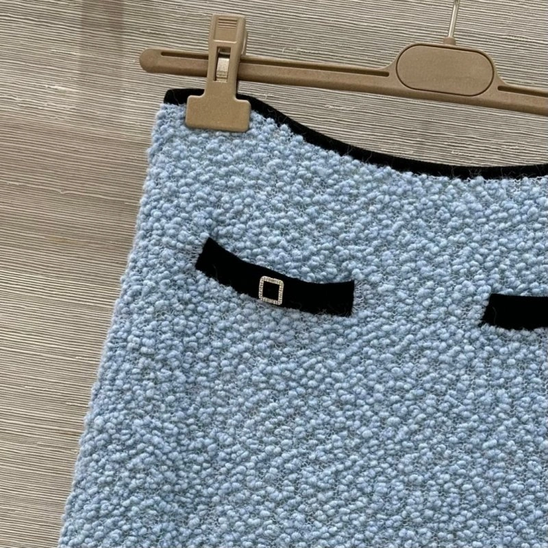 Chanel Dress Suits Youthful 108999