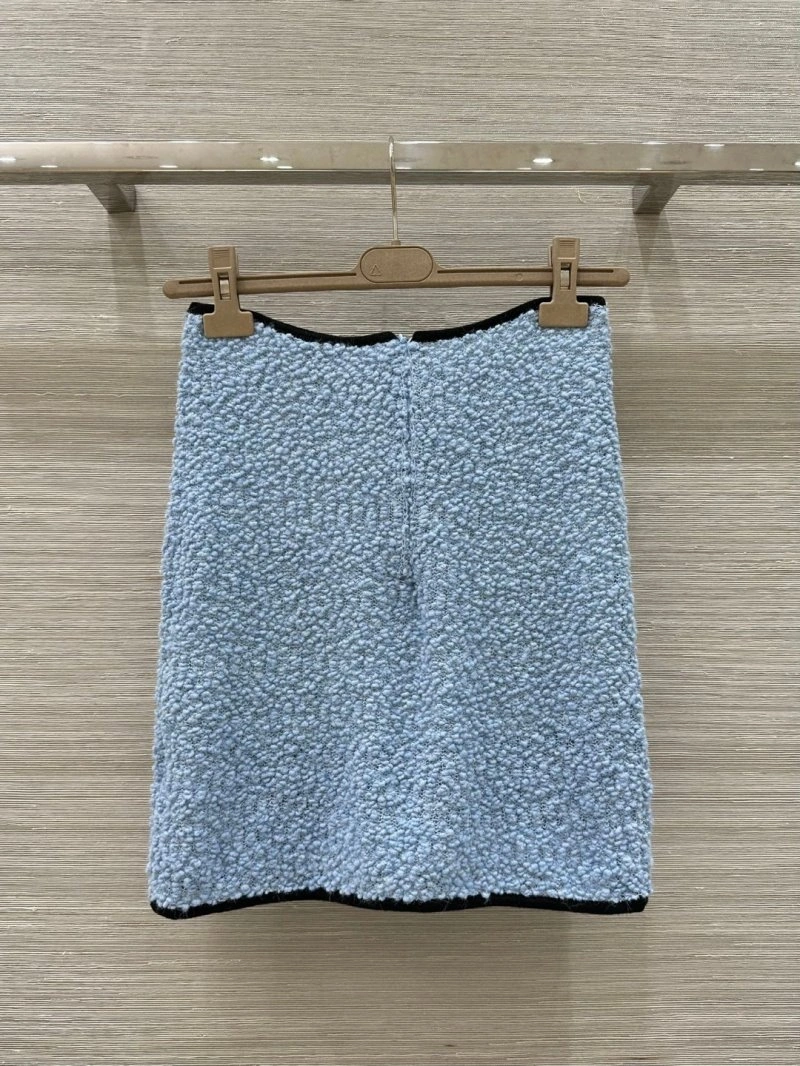 Chanel Dress Suits Youthful 108999