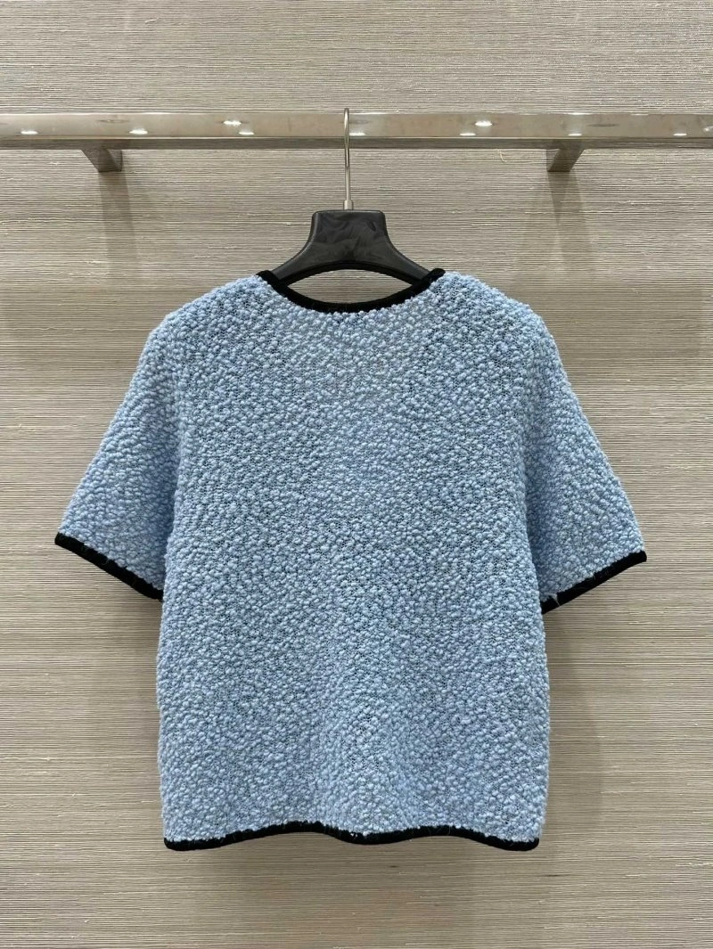 Chanel Dress Suits Youthful 108999
