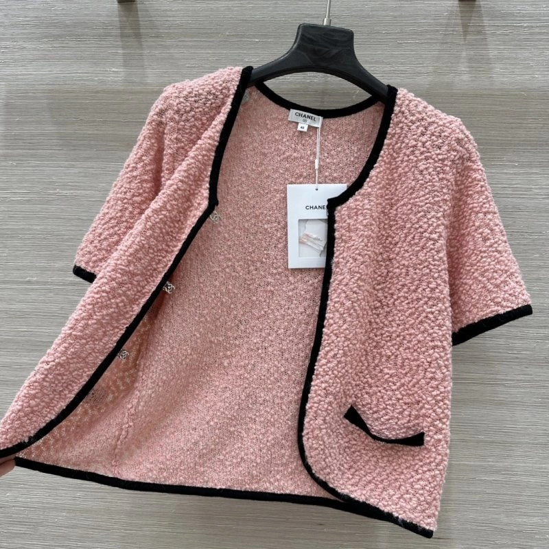 Compact Chanel Dress Suits 109000