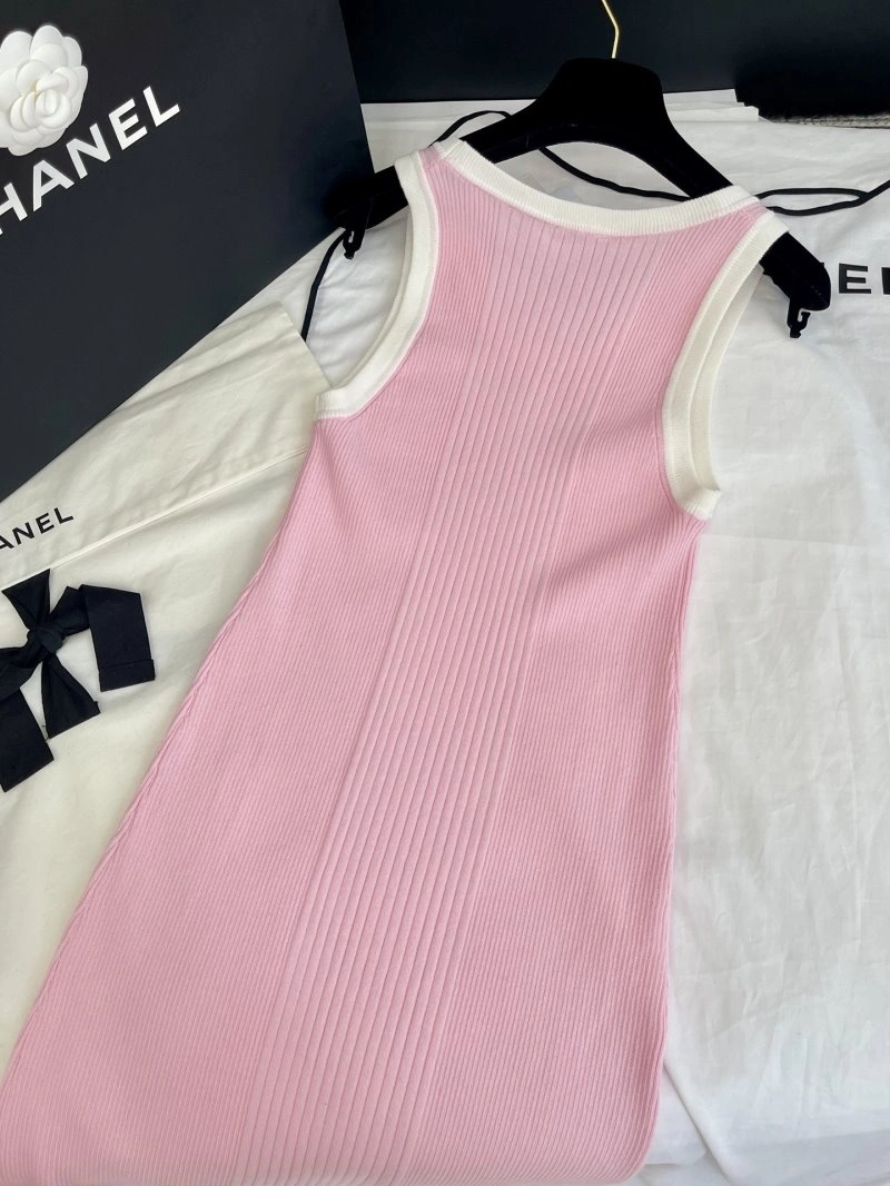 Comfortable Chanel Dress Suits 108996