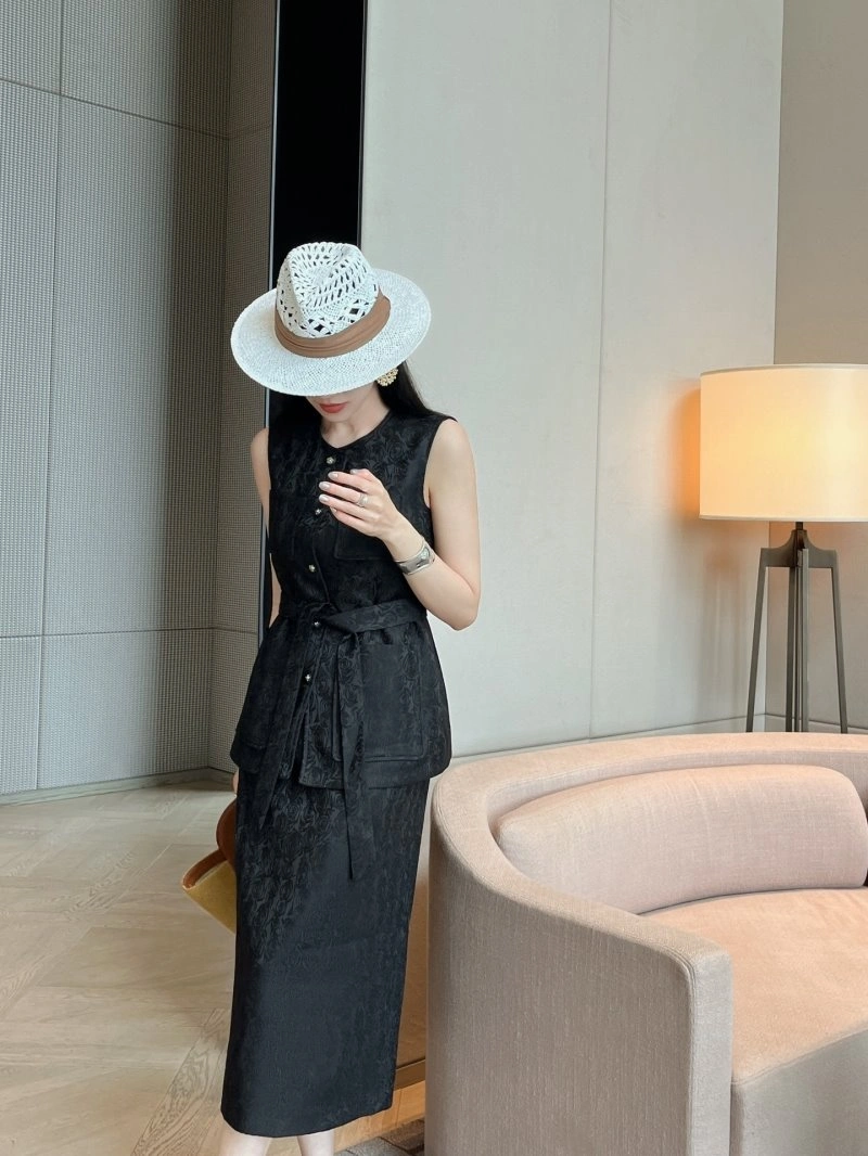 GoAnywhere Chanel Dress Suits 108968