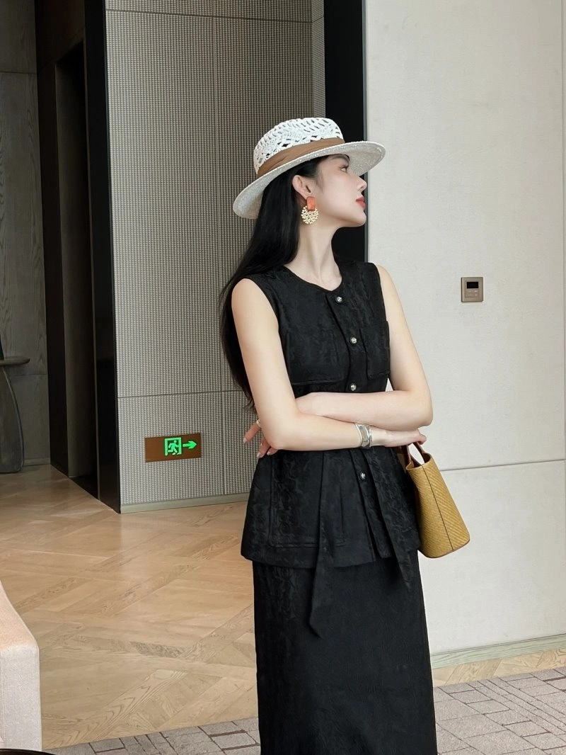 GoAnywhere Chanel Dress Suits 108968