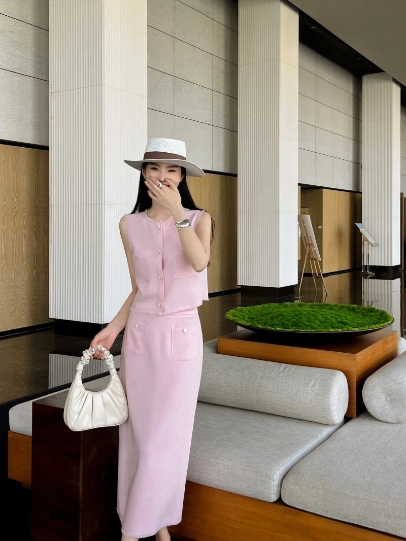 Chanel Dress Suits Seasonal 108978