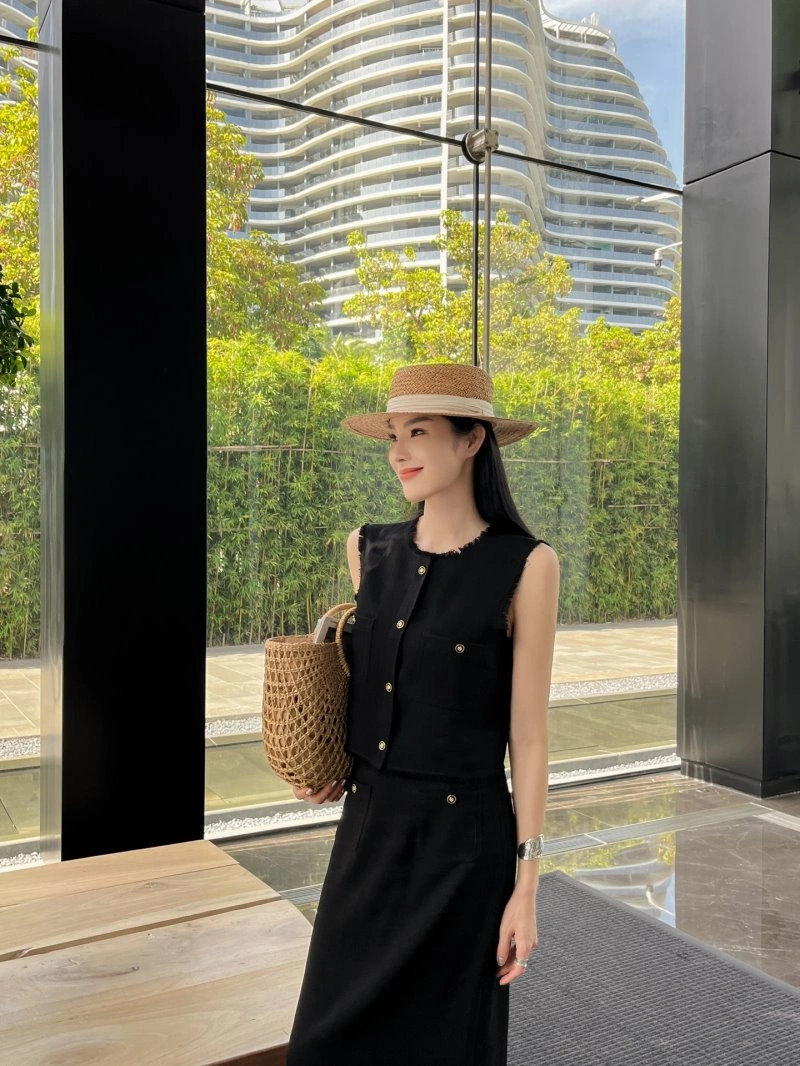 Soft Chanel Dress Suits 108989