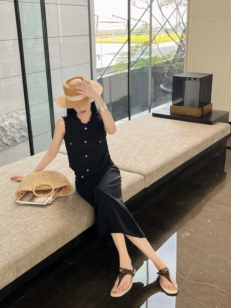 Soft Chanel Dress Suits 108989
