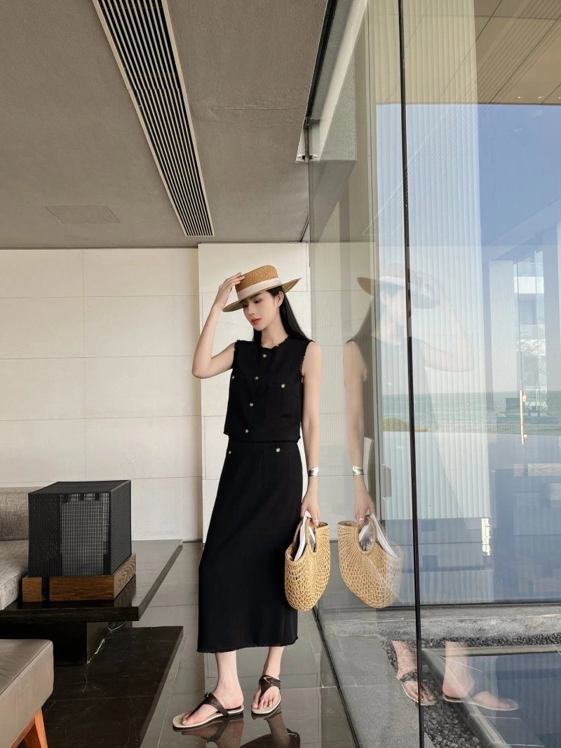 Soft Chanel Dress Suits 108989