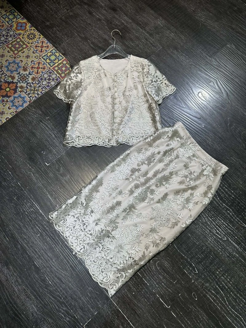 Effortless Chanel Dress Suits 110742