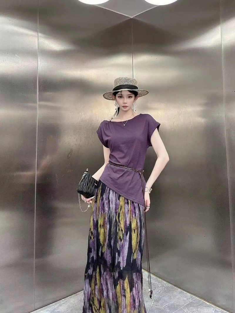 Sustainable Chanel Dress Suits 110768
