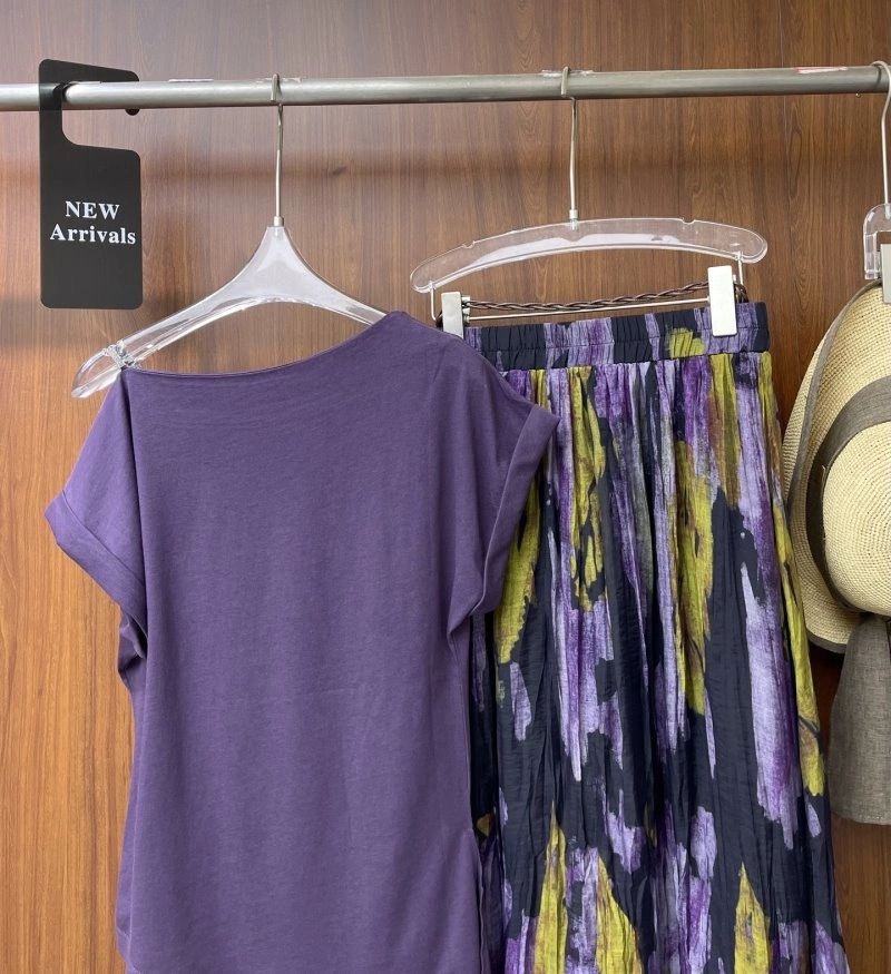 Sustainable Chanel Dress Suits 110768