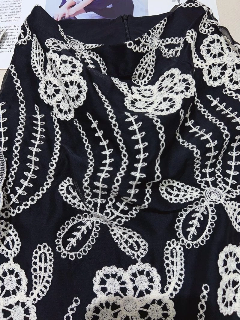 Durable Chanel Dress Suits 110740