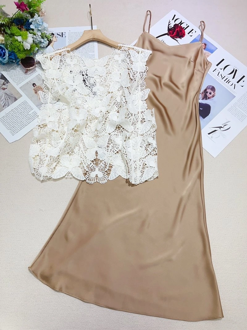 Versatile Chanel Dress Suits 110747
