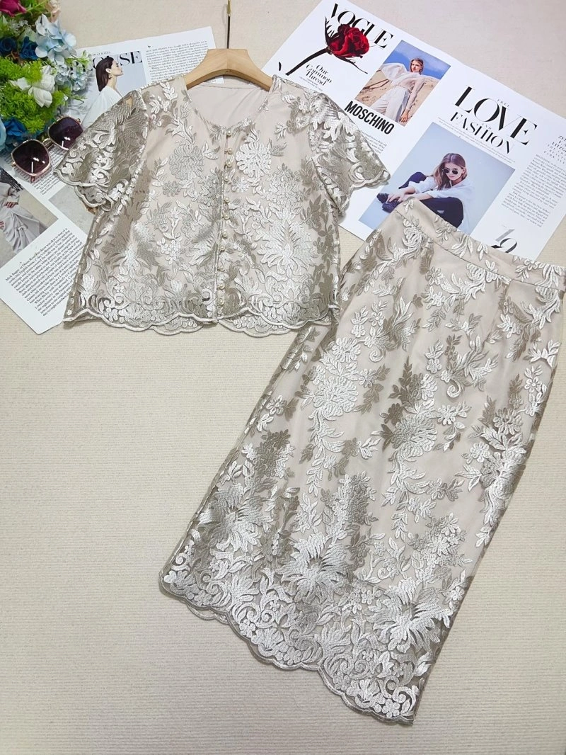 Chanel Dress Suits Stretchable 110746