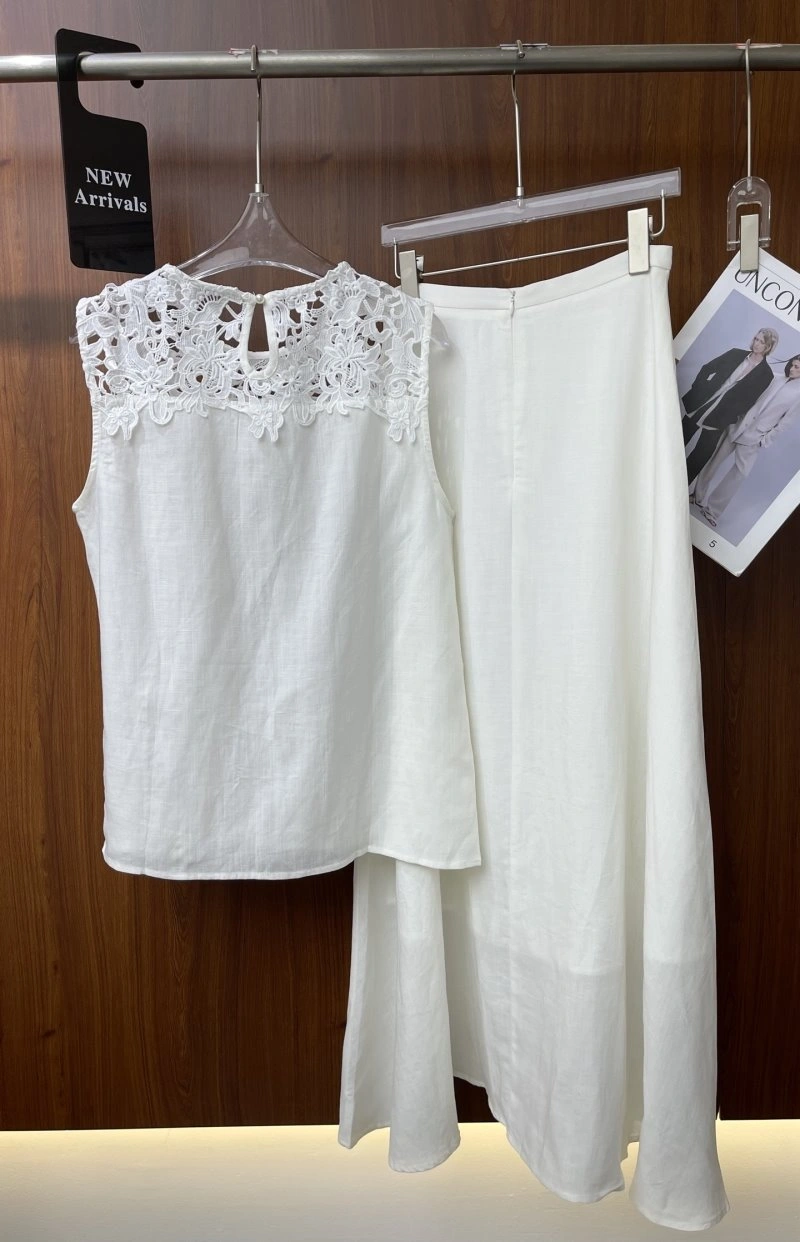 Sustainable Chanel Dress Suits 110735