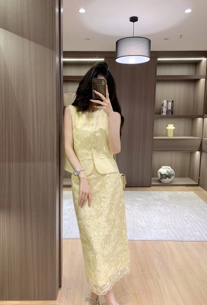 Tailored Chanel Dress Suits 110733