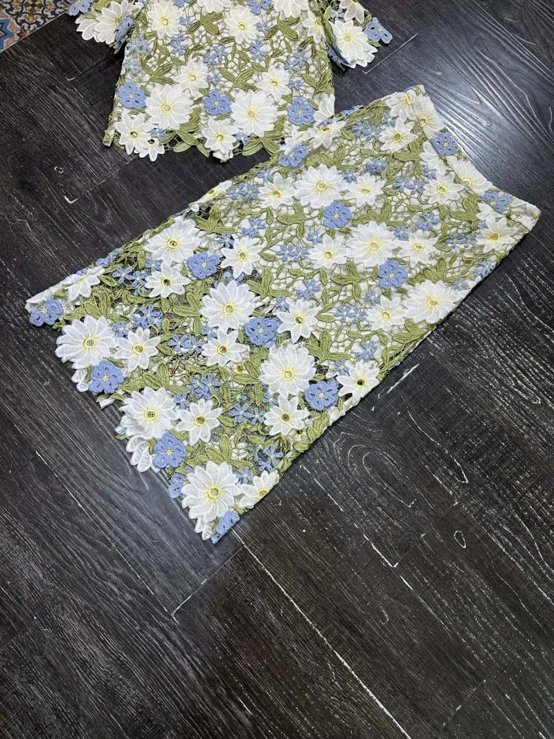 Resilient Chanel Dress Suits 110730