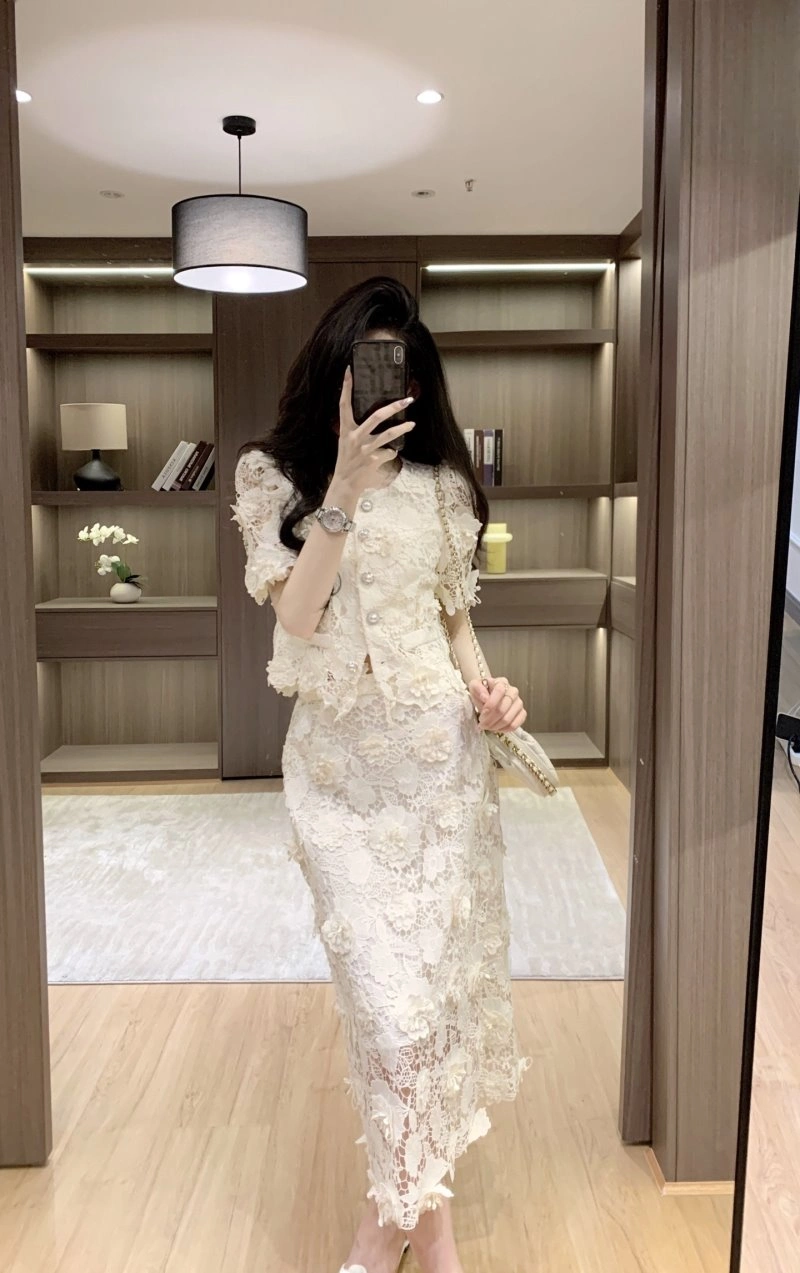 Refined Chanel Dress Suits 110731