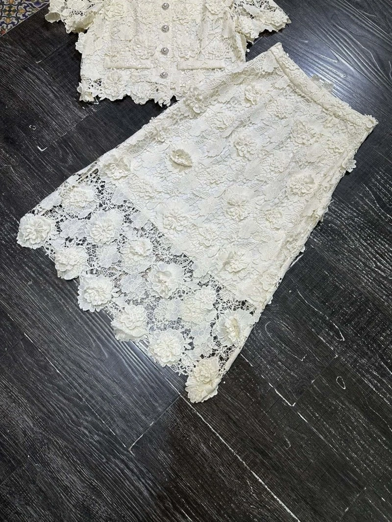 Refined Chanel Dress Suits 110731