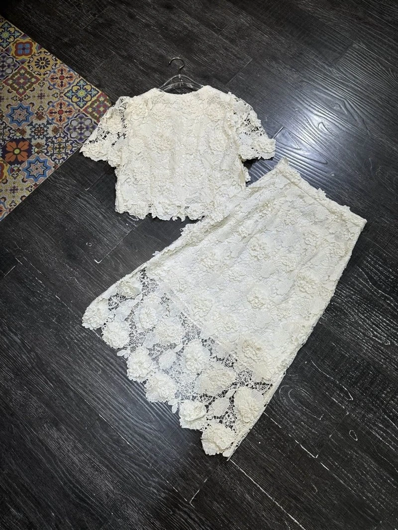 Refined Chanel Dress Suits 110731