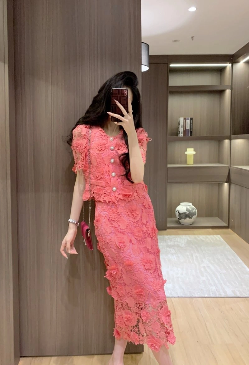 EyeCatching Chanel Dress Suits 110729