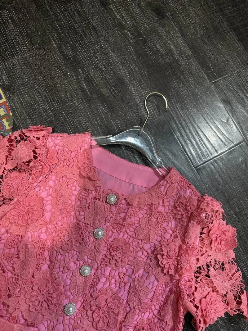 EyeCatching Chanel Dress Suits 110729