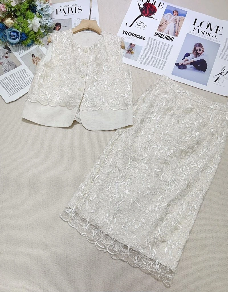 Versatile Chanel Dress Suits 110726